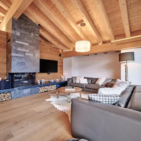 The Penthouse - Grindelhomes *